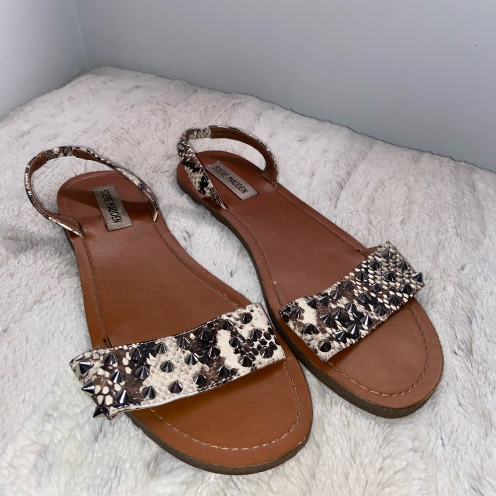 STEVE MADDEN snake studded sandals.